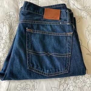 listing-status-banner